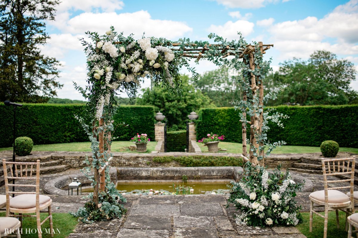 Wedding archway